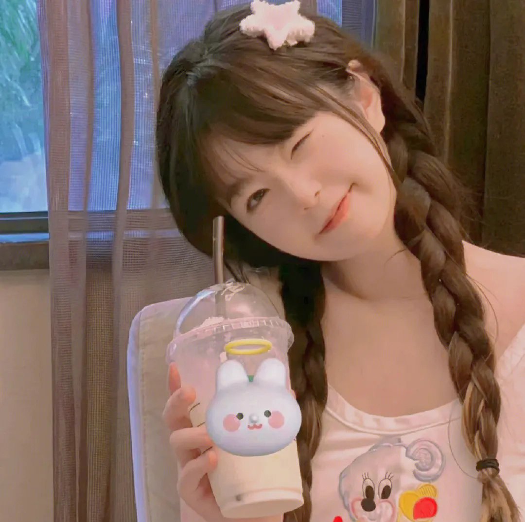桃红女霸